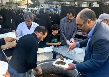 پخت و توزیع ۱۱ هزار پرس غذای گرم در زنجان+تصاویر