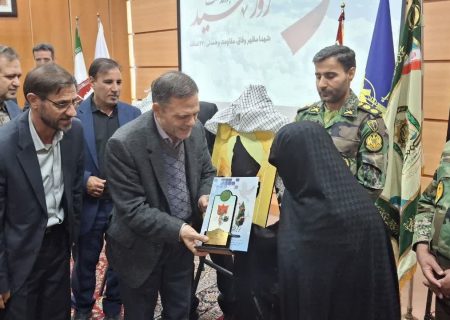 مراسم روز شهید در زنجان برگزار شد