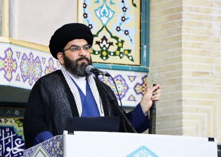 عاشورا الگویی برای زندگی فردی و اجتماعی است