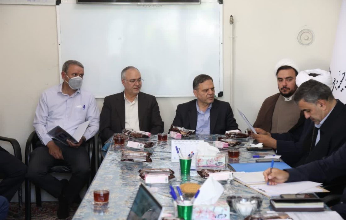 طرح جامع بازسازی حسینیه اعظم تهیه شود