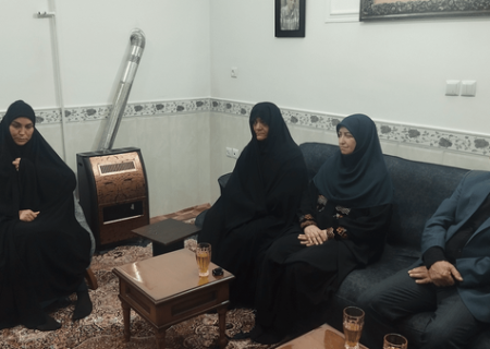 ایستادگی و صبوری خانواده‌های شهدا، الگویی برای همه آحاد جامعه است