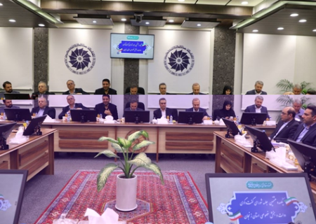 انتقاد استاندار زنجان از خروج منابع مالی شرکت‌های بزرگ از استان
