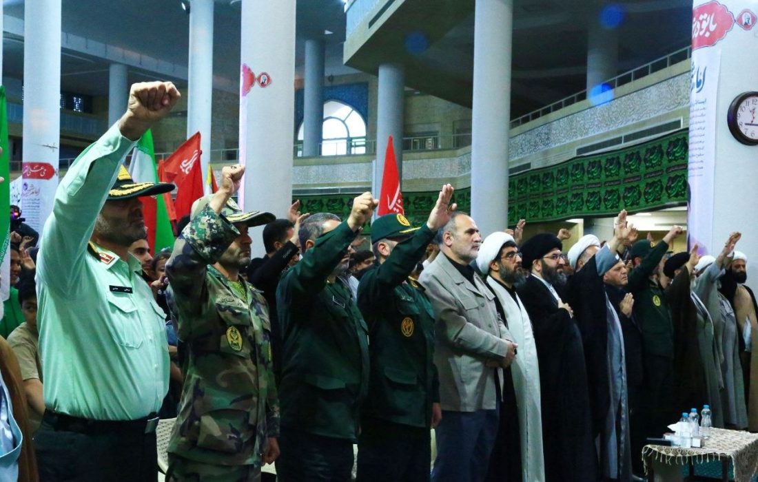 آیین گرامیداشت چهلمین روز تدفین رهبر شهید انقلاب در مصلای زنجان