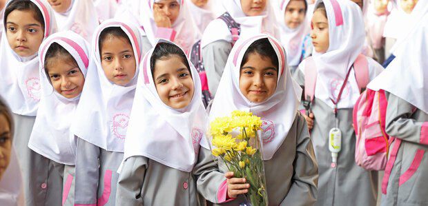 بیش از ۲۰۵ هزار دانش‌آموز زنجانی راهی کلاس‌های درس شدند