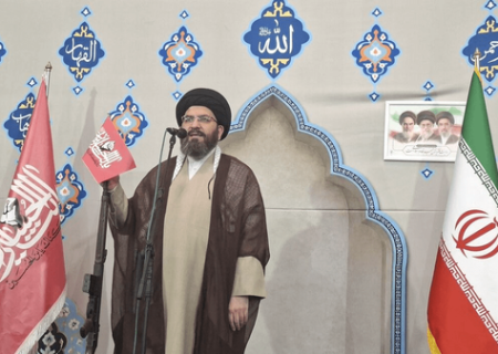 مشکلات اقتصادی با مشارکت مردم و دولت کاهش می‌یابد
