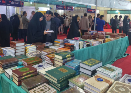 فروش بیش از ۷.۲ میلیارد تومان کتاب در زنجان